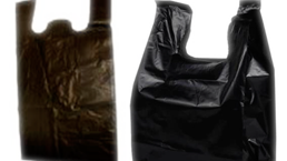 Bolsa negra de camiseta para basura